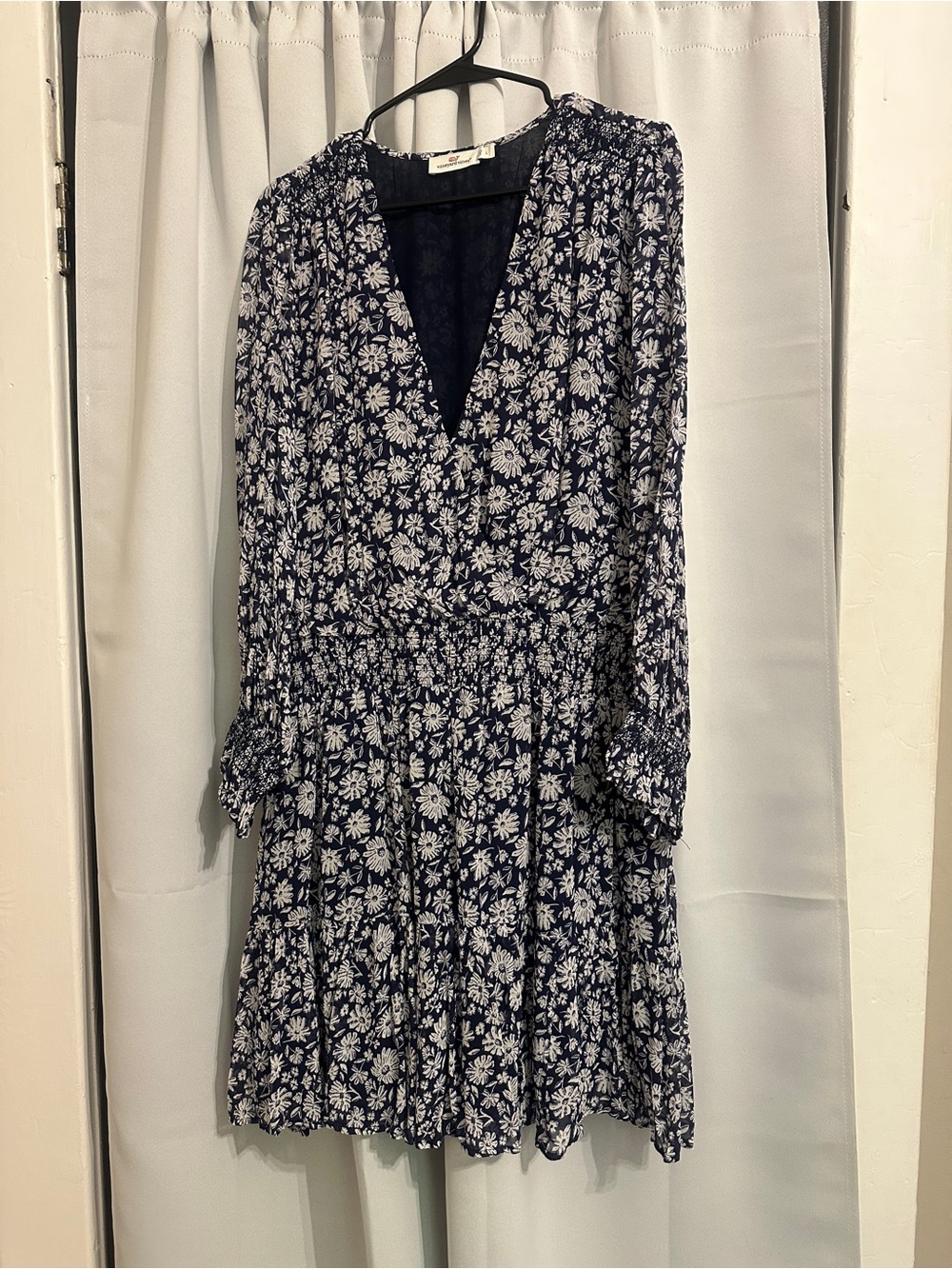 Vineyard Vines Navy and White Floral Long Sleeve Dress